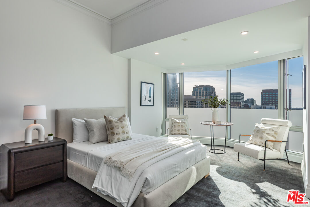 10727 Wilshire Blvd Unit: 1702