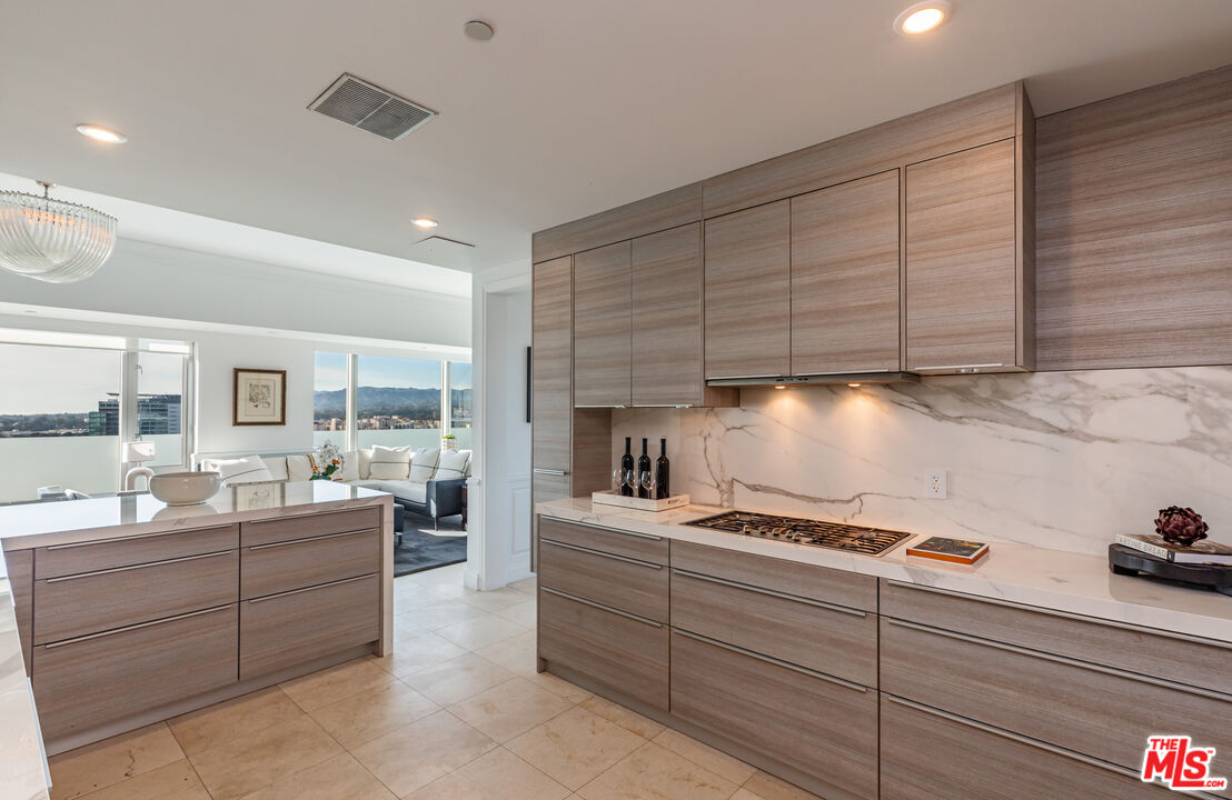 10727 Wilshire Blvd Unit: 1702