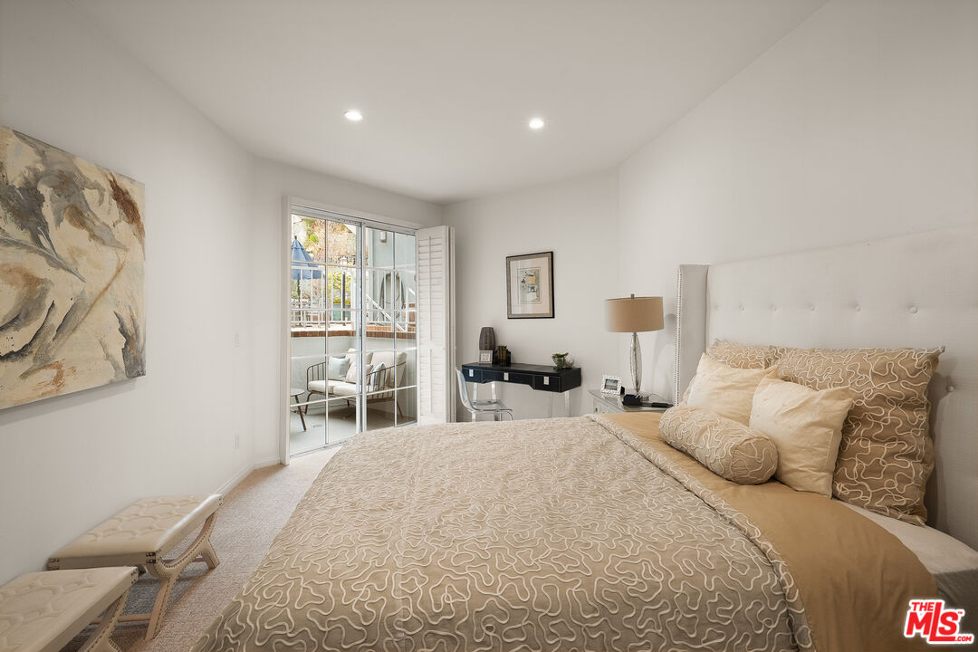 11667 Gorham Ave Unit: 206