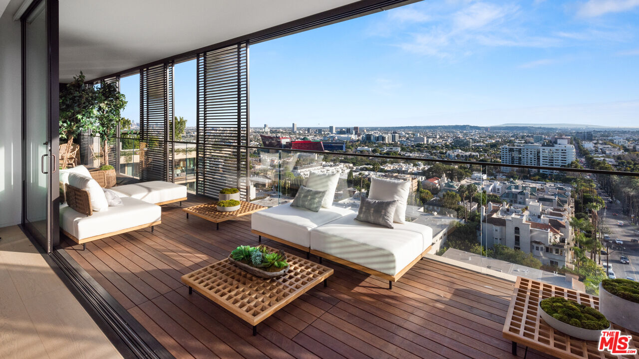9040 Sunset BLVD Unit: 1101