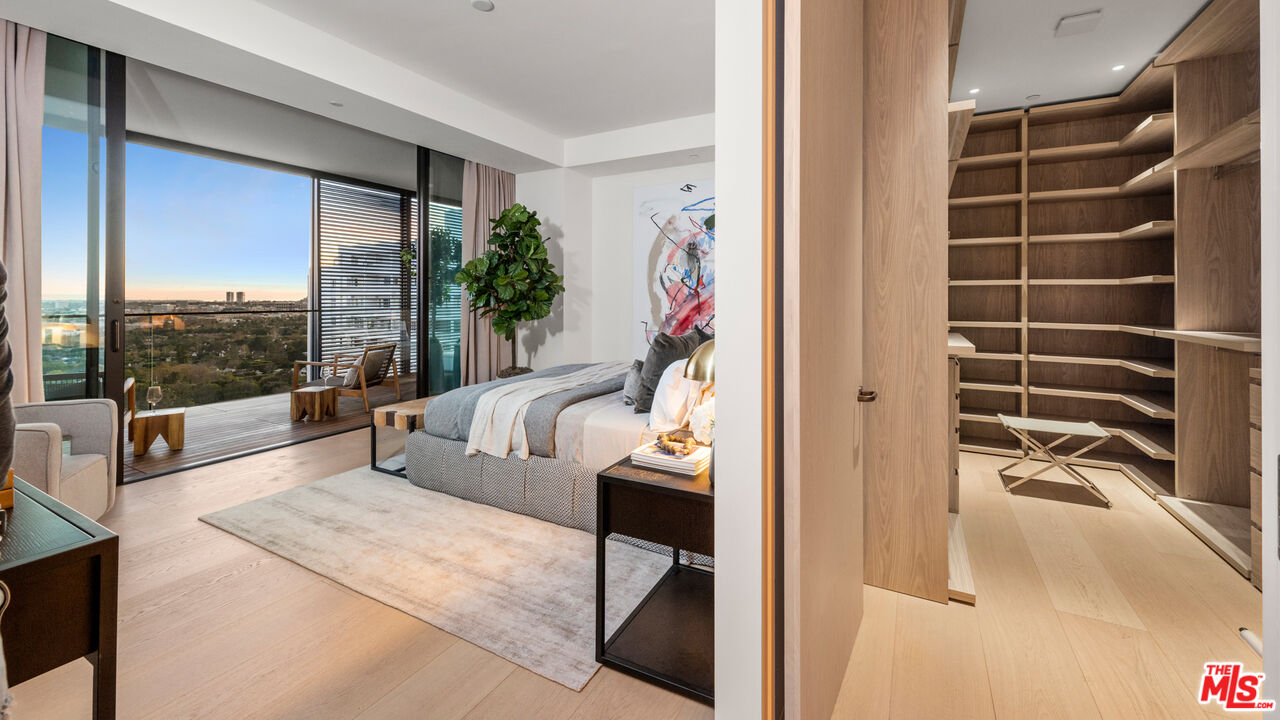 9040 Sunset BLVD Unit: 1101