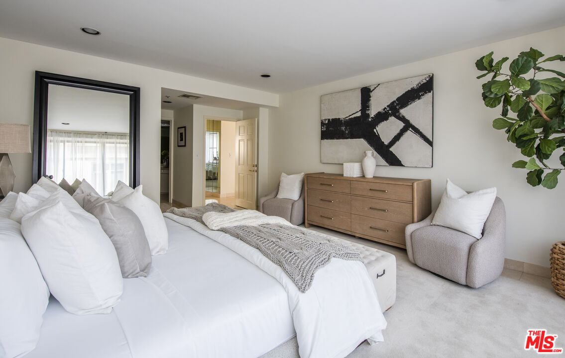 10724 Wilshire Blvd Unit: 505