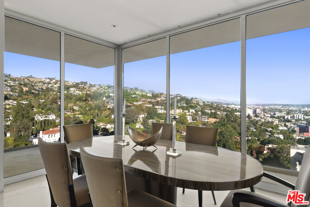 9255 Doheny Rd Unit: 1905