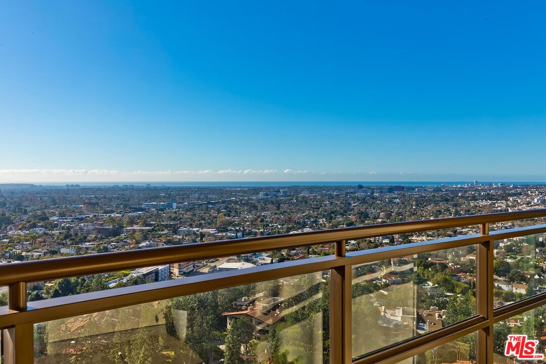 1 W Century Dr Unit: 21A