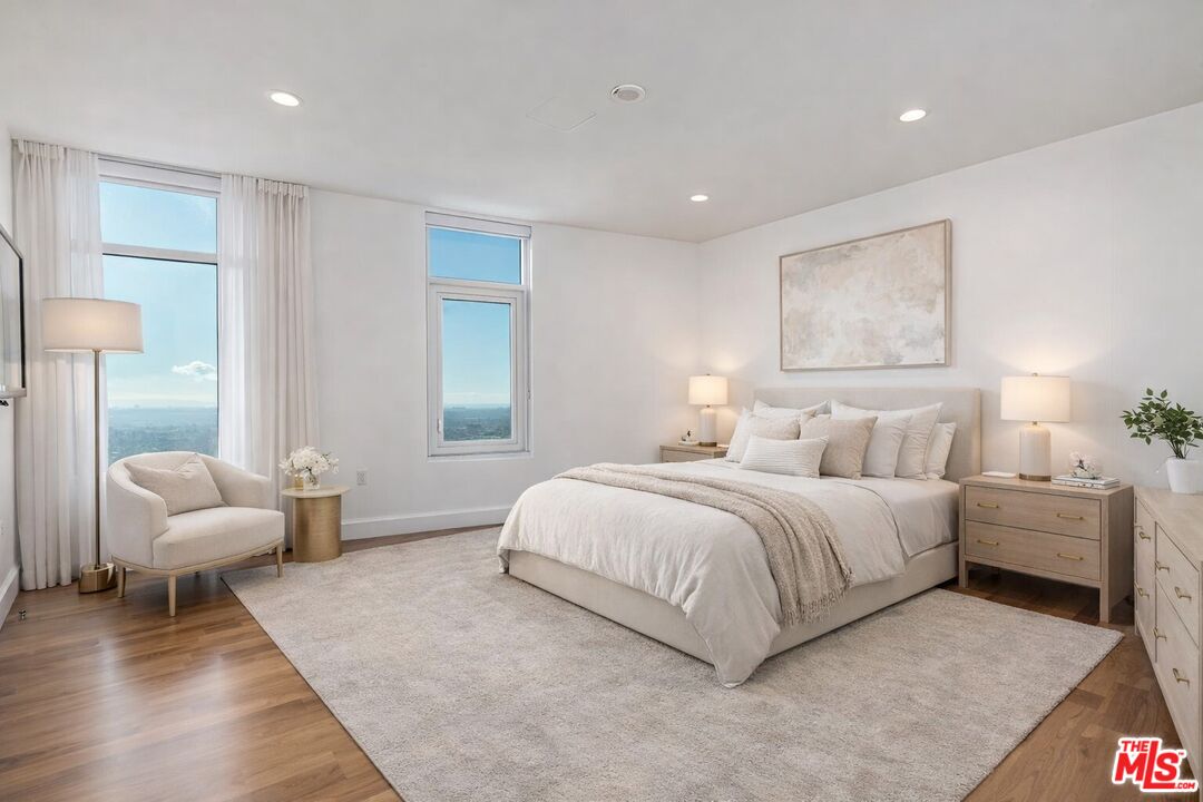 1 W Century Dr Unit: 21A