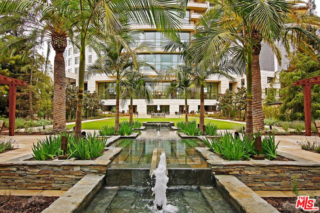 1 W Century Dr Unit: 21A