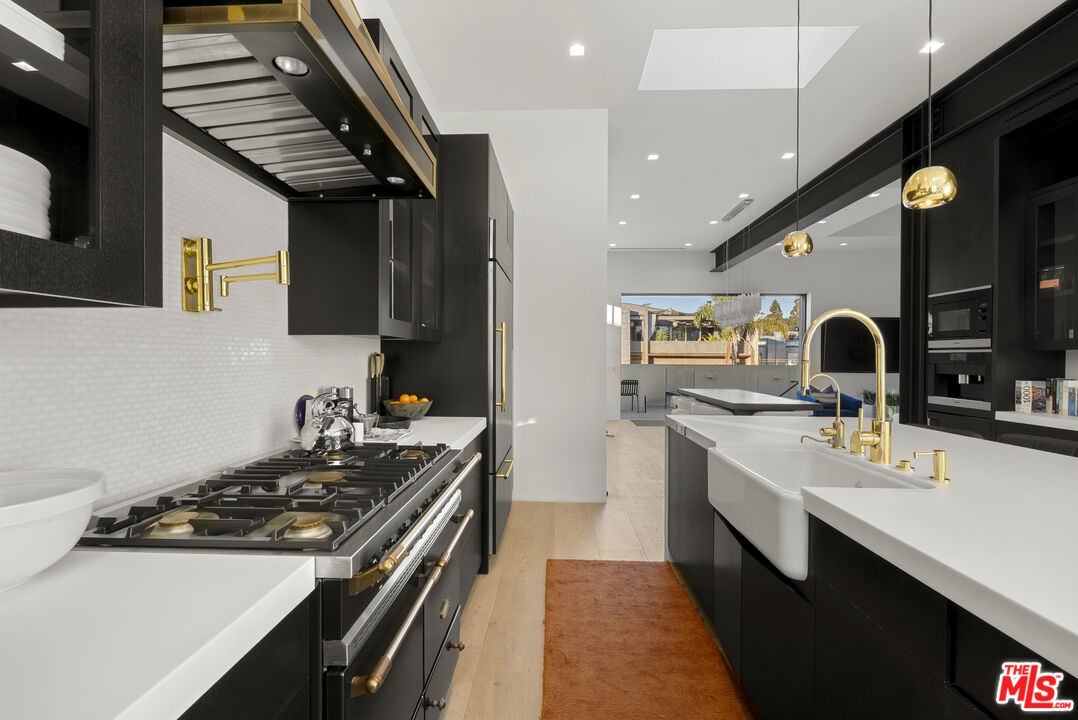 1346 Abbot Kinney Blvd