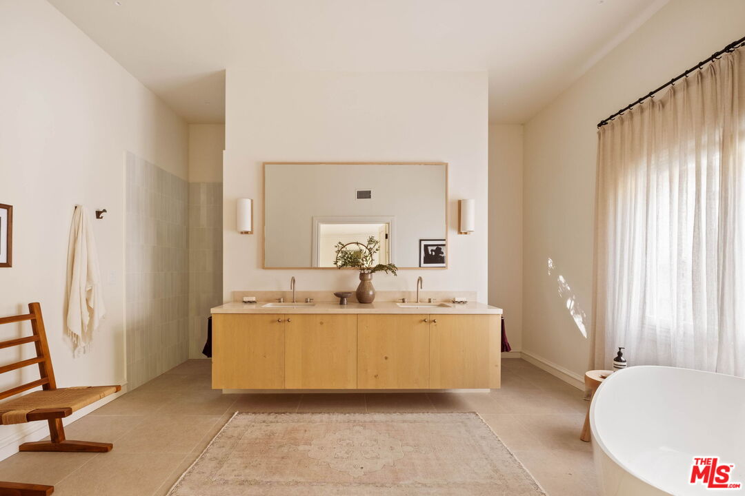 7750 Woodrow Wilson Dr