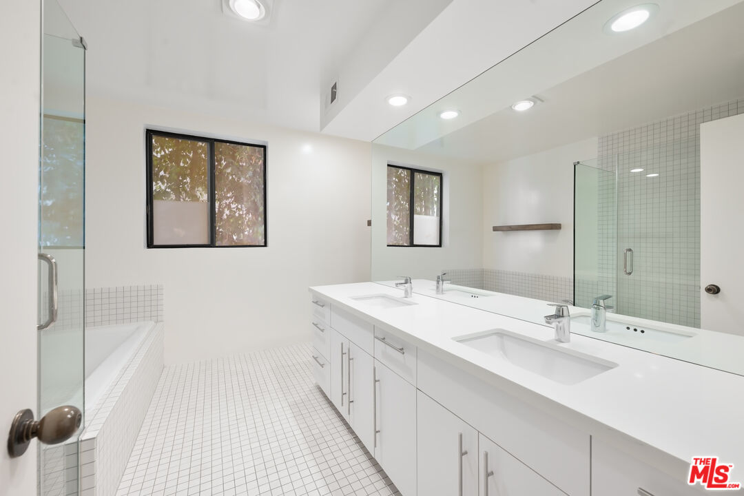 1401 Camden Ave Unit: Unit 5