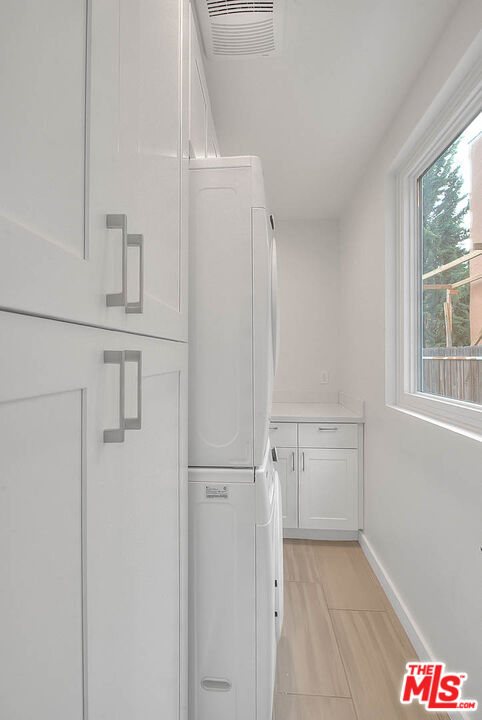 2608 Corralitas Dr