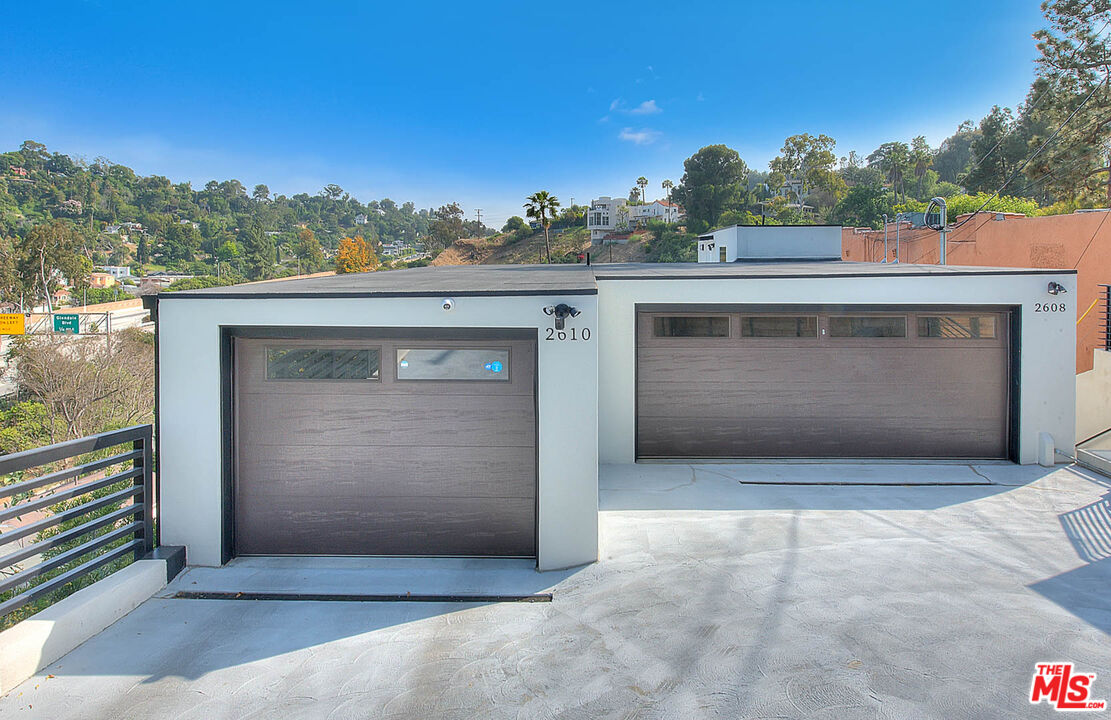 2608 Corralitas Dr