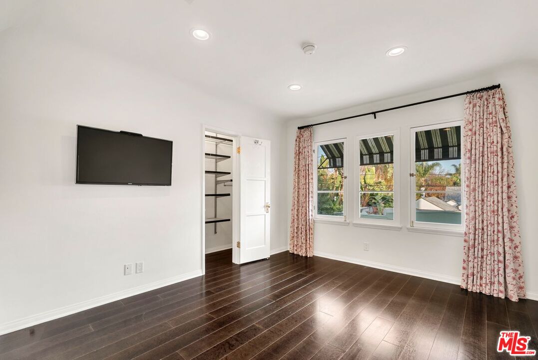 104 N Harper Ave