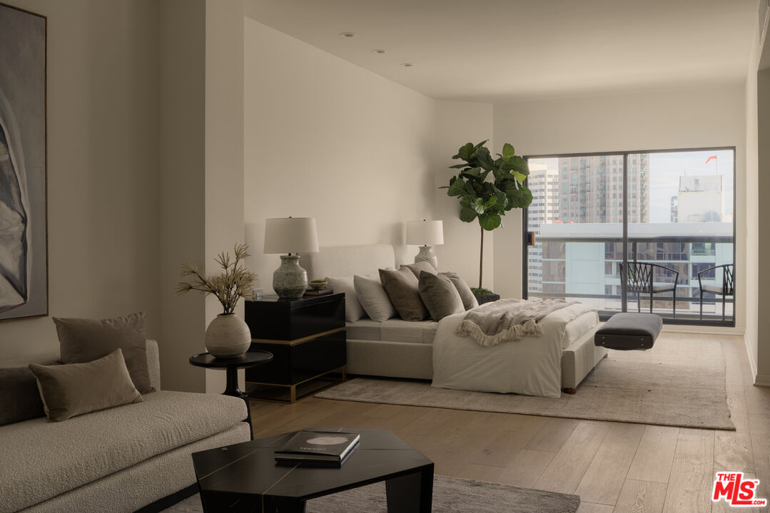 10724 WILSHIRE Unit: 1501