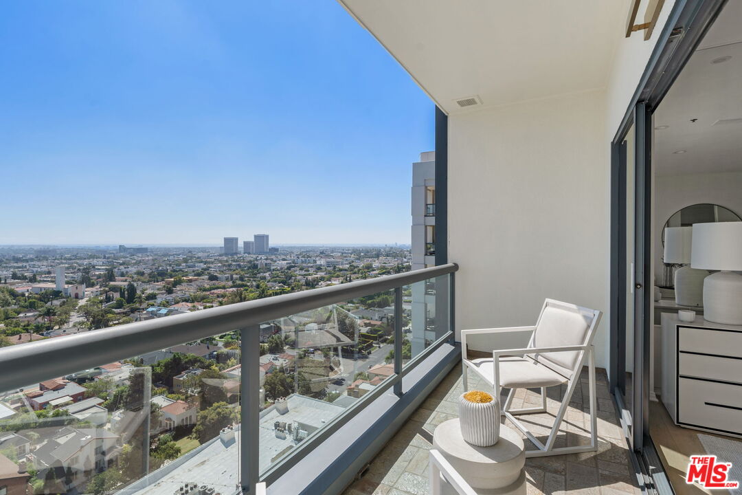 10724 WILSHIRE Unit: 1501