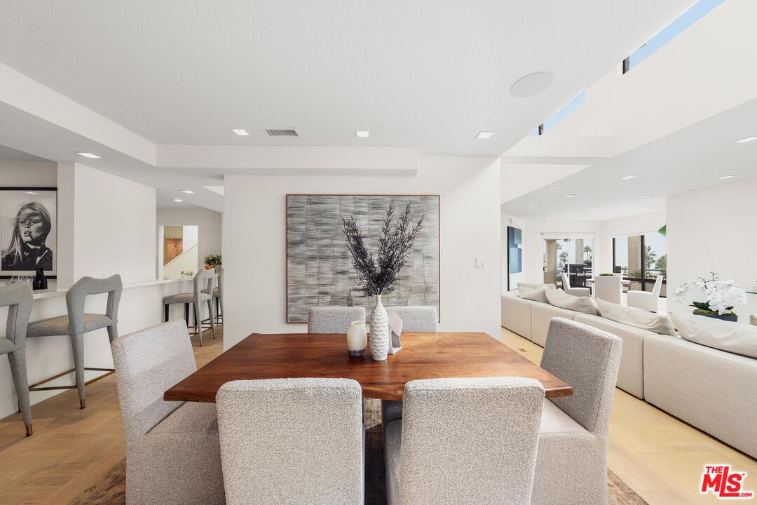 110 Ocean Park Blvd Unit: 504