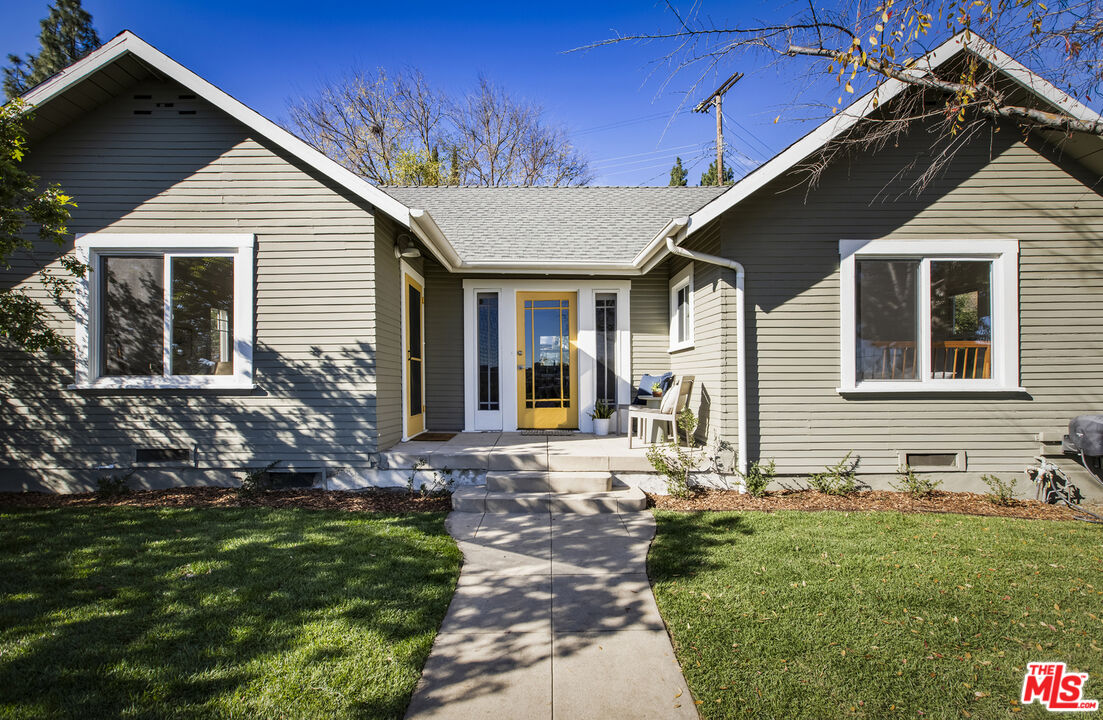 4511 College View Ave