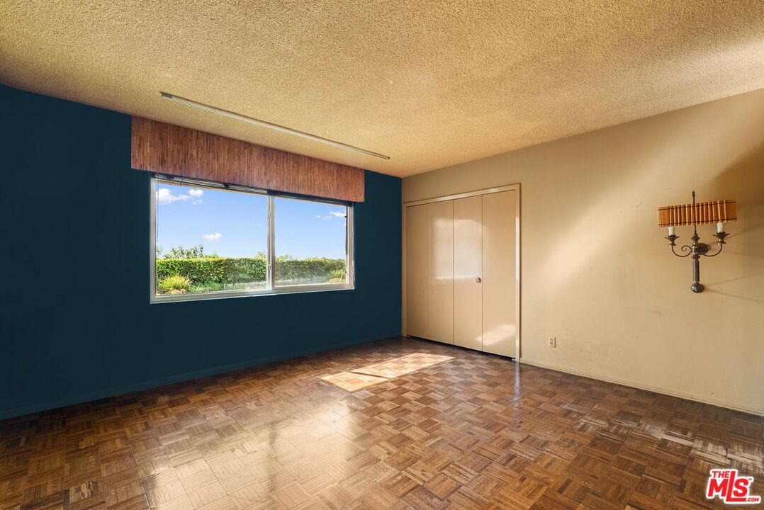 9115 Leander Pl