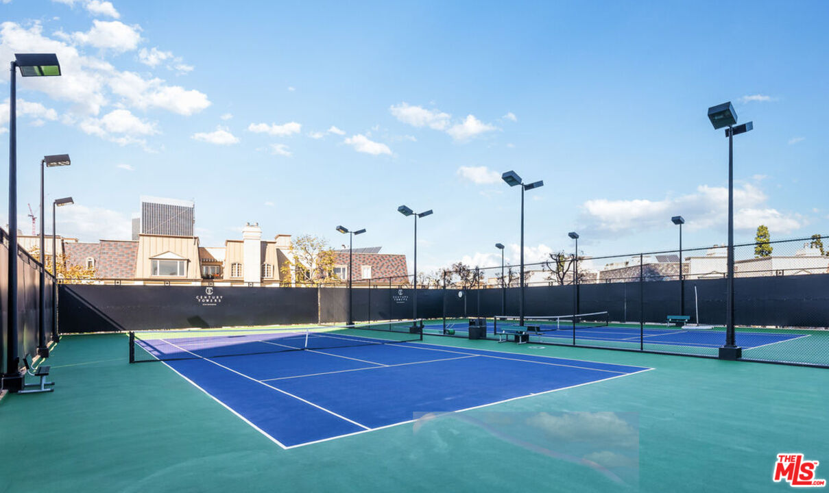 2220 Avenue Of The Stars Unit: 1802W
