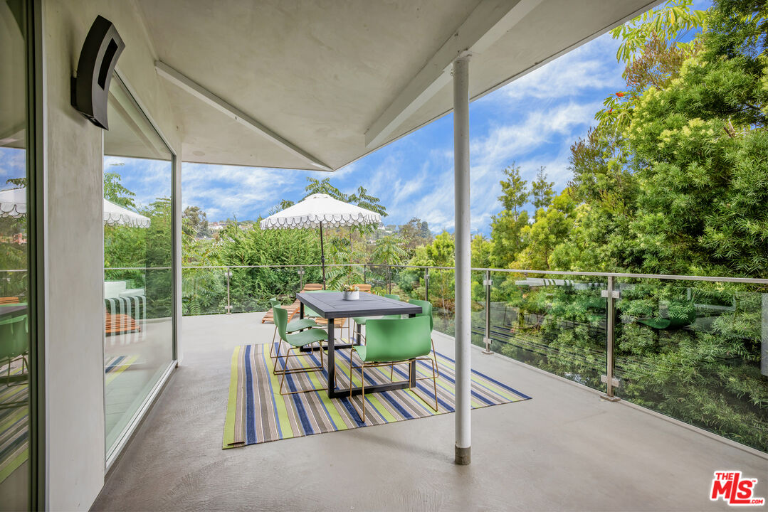 279 Mabery Rd