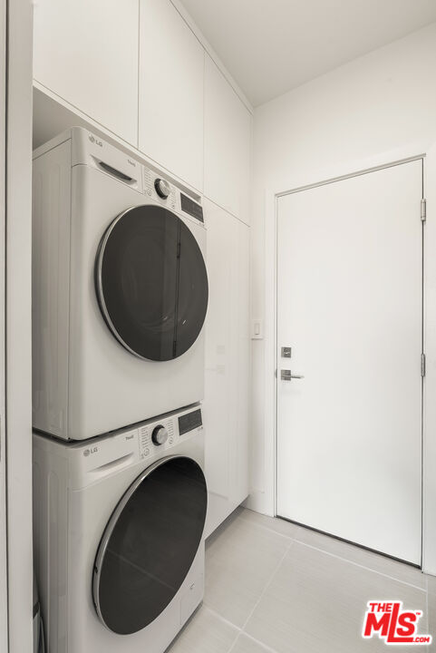 838 N Doheny Dr Unit: 1202