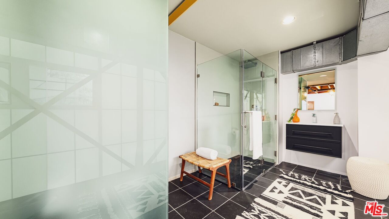 1955 Purdue Ave Unit: 1-2