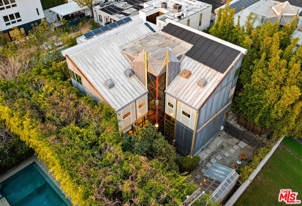 1955 Purdue Ave Unit: 1-2