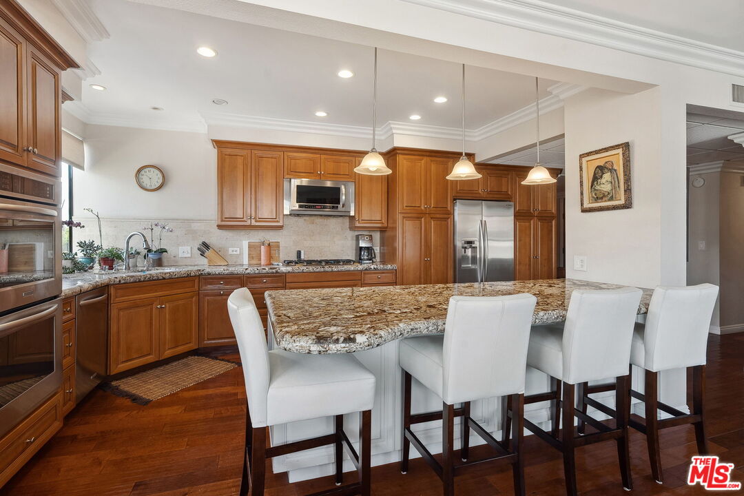 12115 San Vicente Blvd Unit: 311