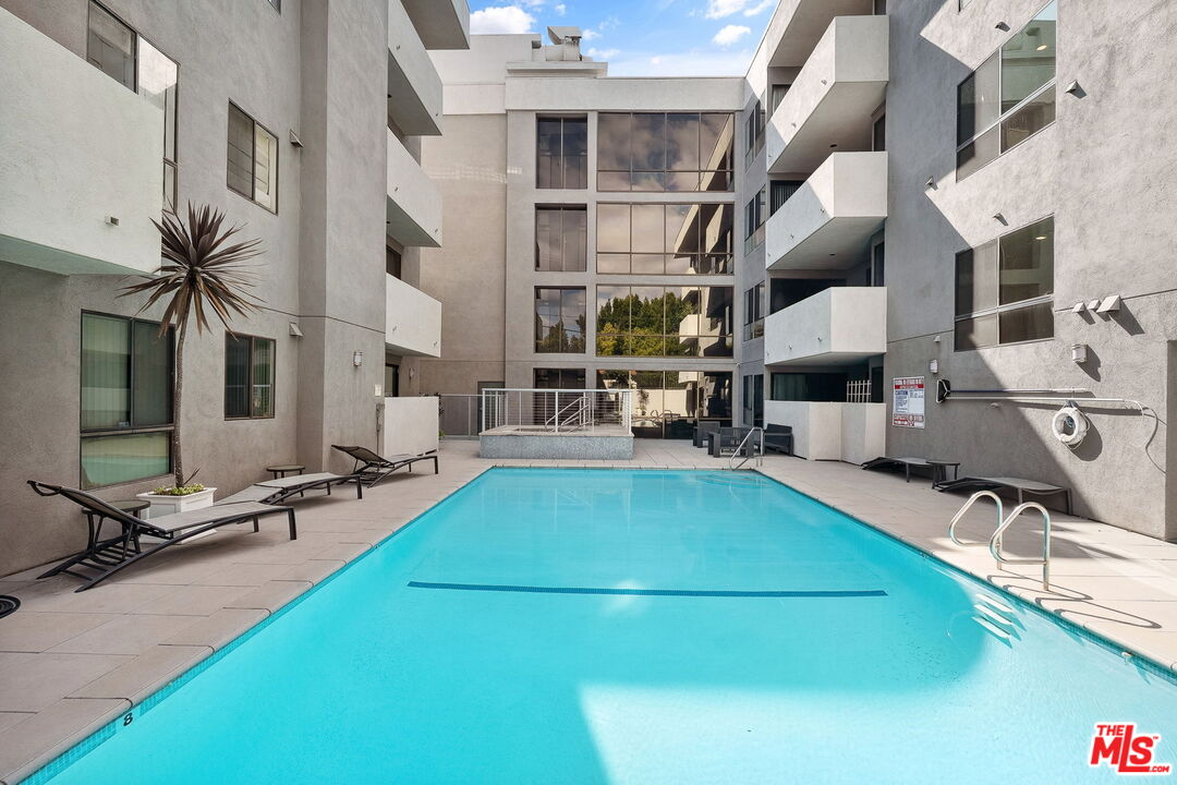 12115 San Vicente Blvd Unit: 311