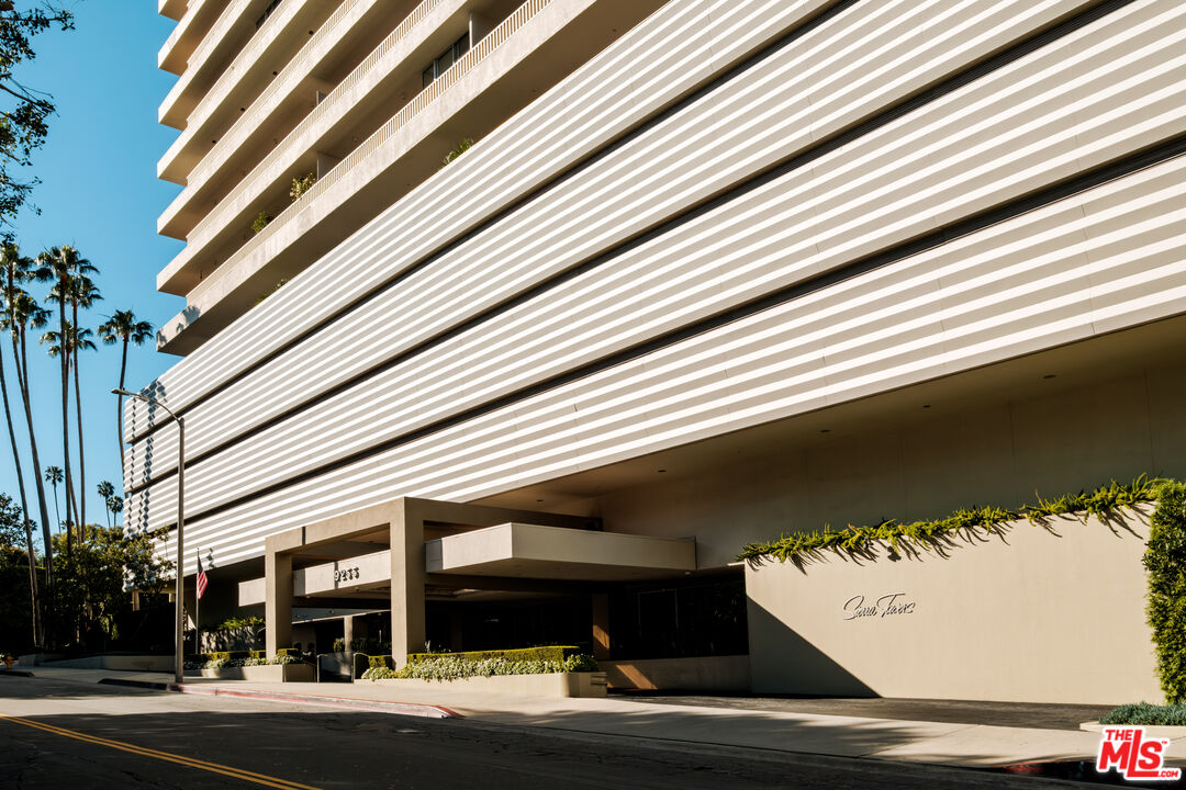 9255 Doheny Rd Unit: 1602