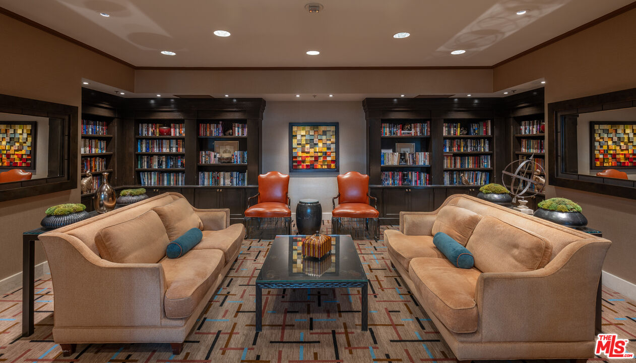 10724 Wilshire Blvd Unit: 1106