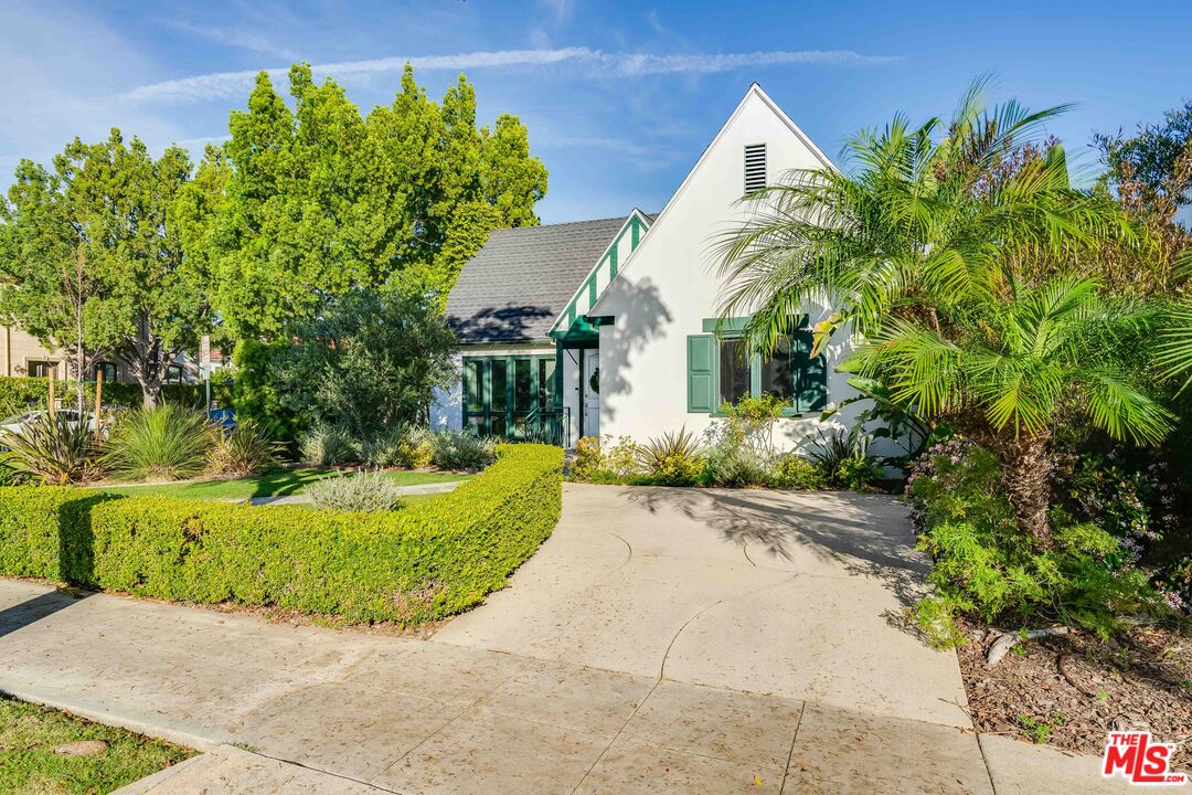 200 S Wetherly Dr