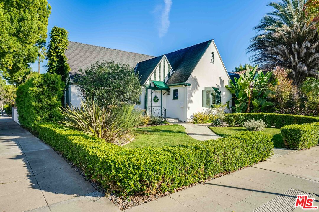 200 S Wetherly Dr