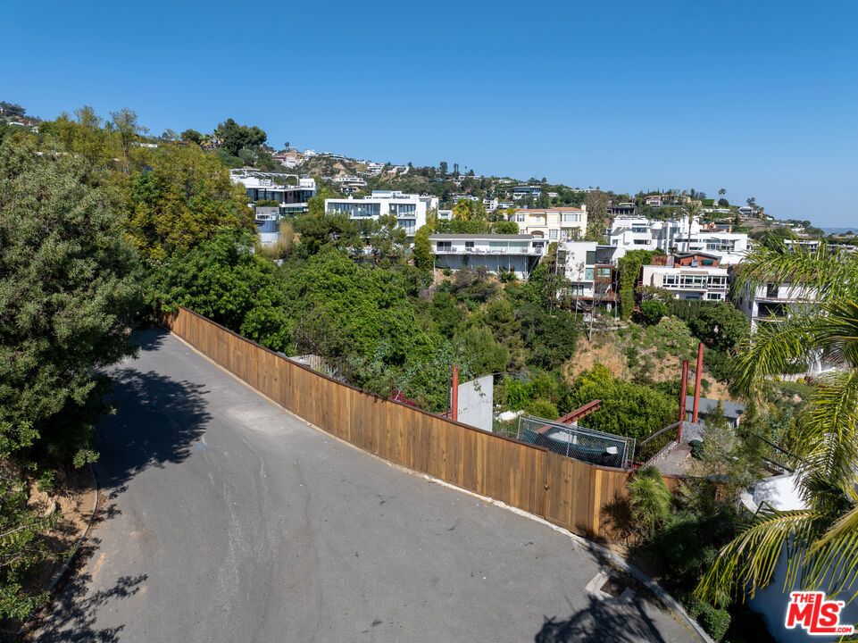 9442 Sierra Mar Pl