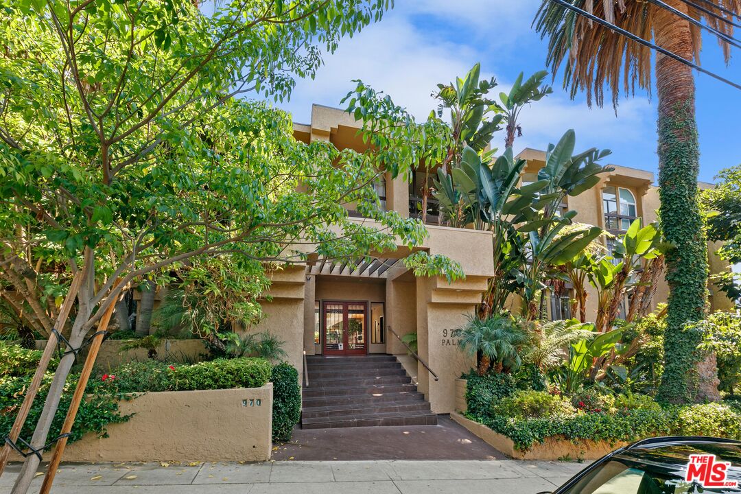 970 Palm Ave Unit: 301