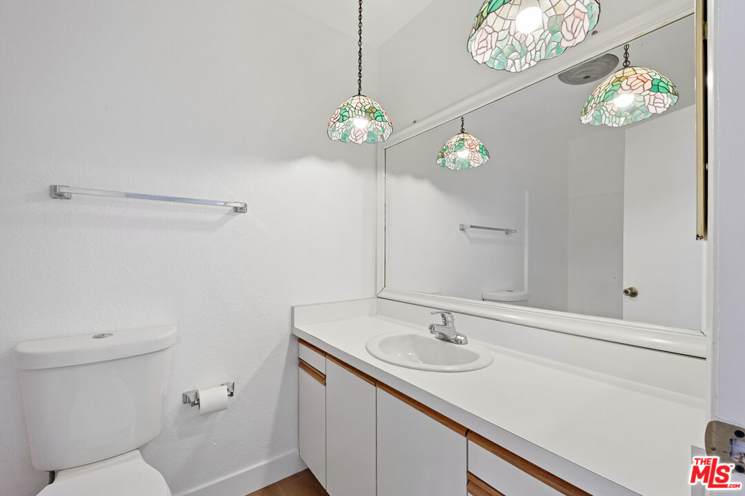 970 Palm Ave Unit: 301