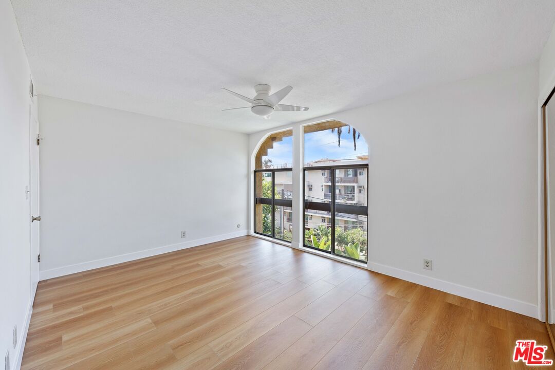970 Palm Ave Unit: 301