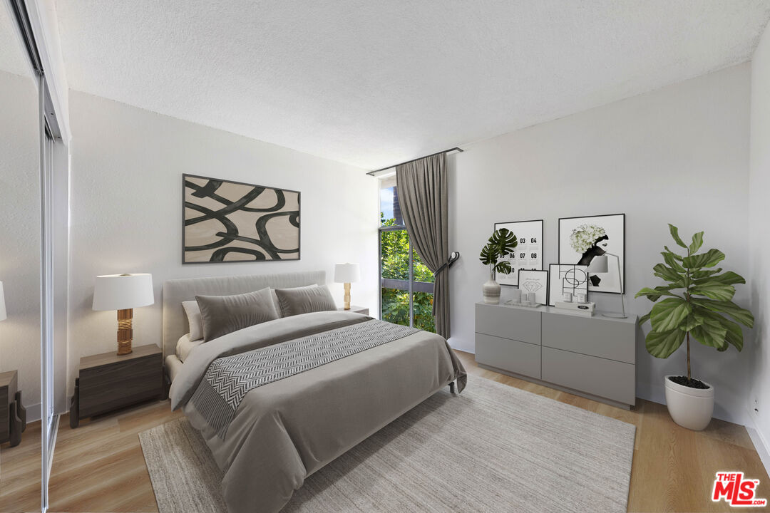 970 Palm Ave Unit: 301