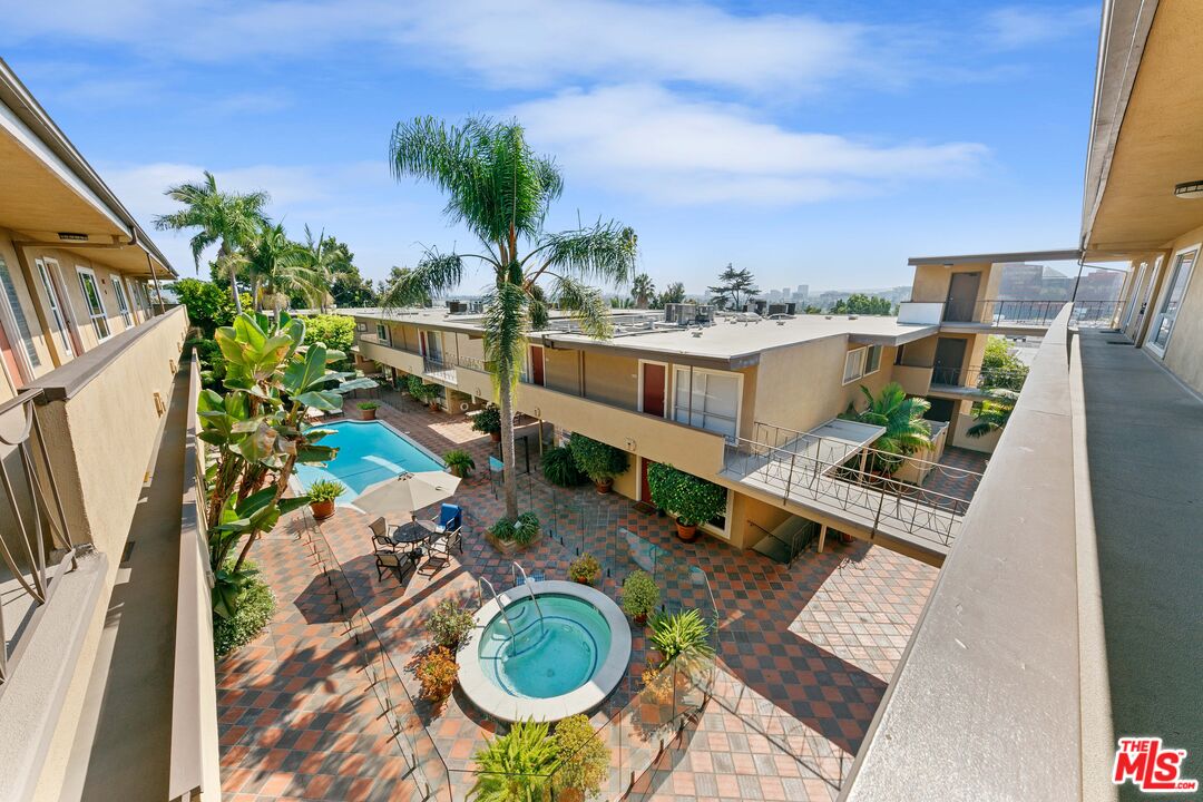 970 Palm Ave Unit: 301