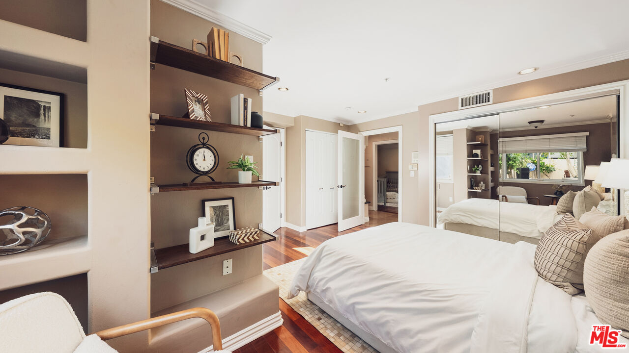 844 3rd St Unit: 5