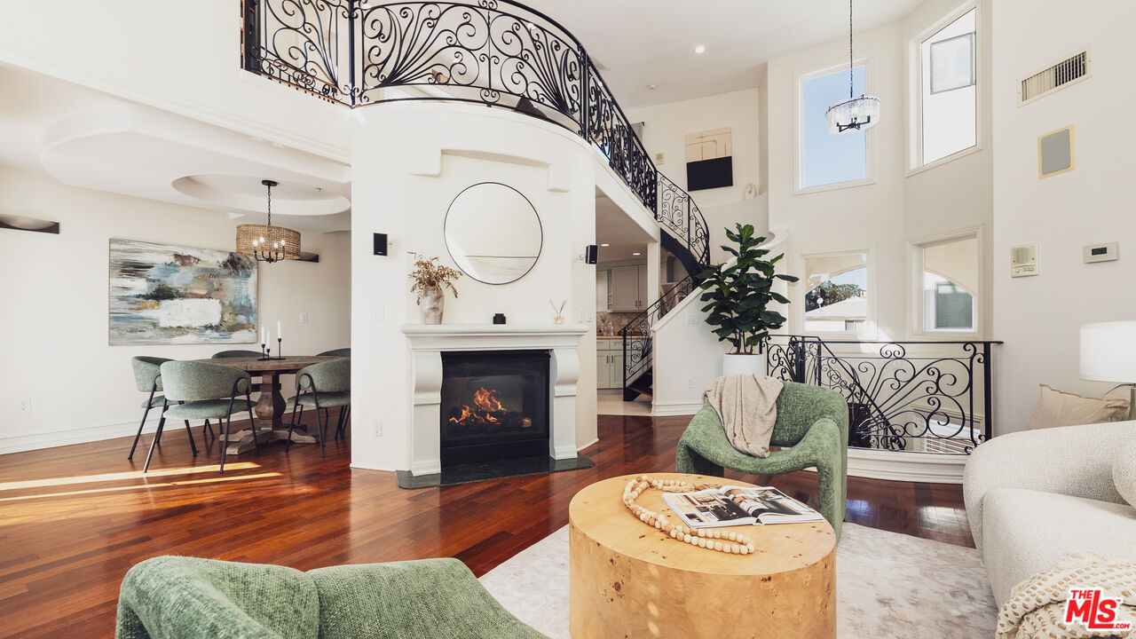 844 3rd St Unit: 5