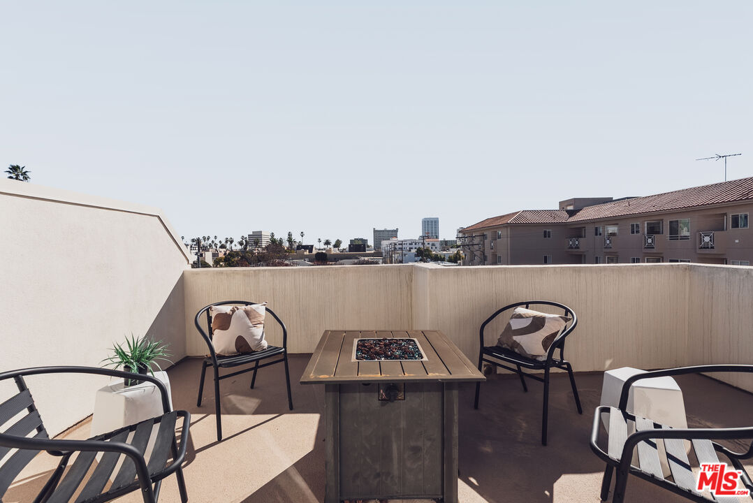 844 3rd St Unit: 5