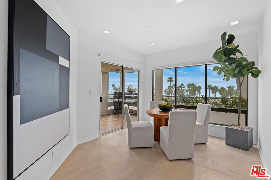 110 Ocean Park Blvd Unit: 504