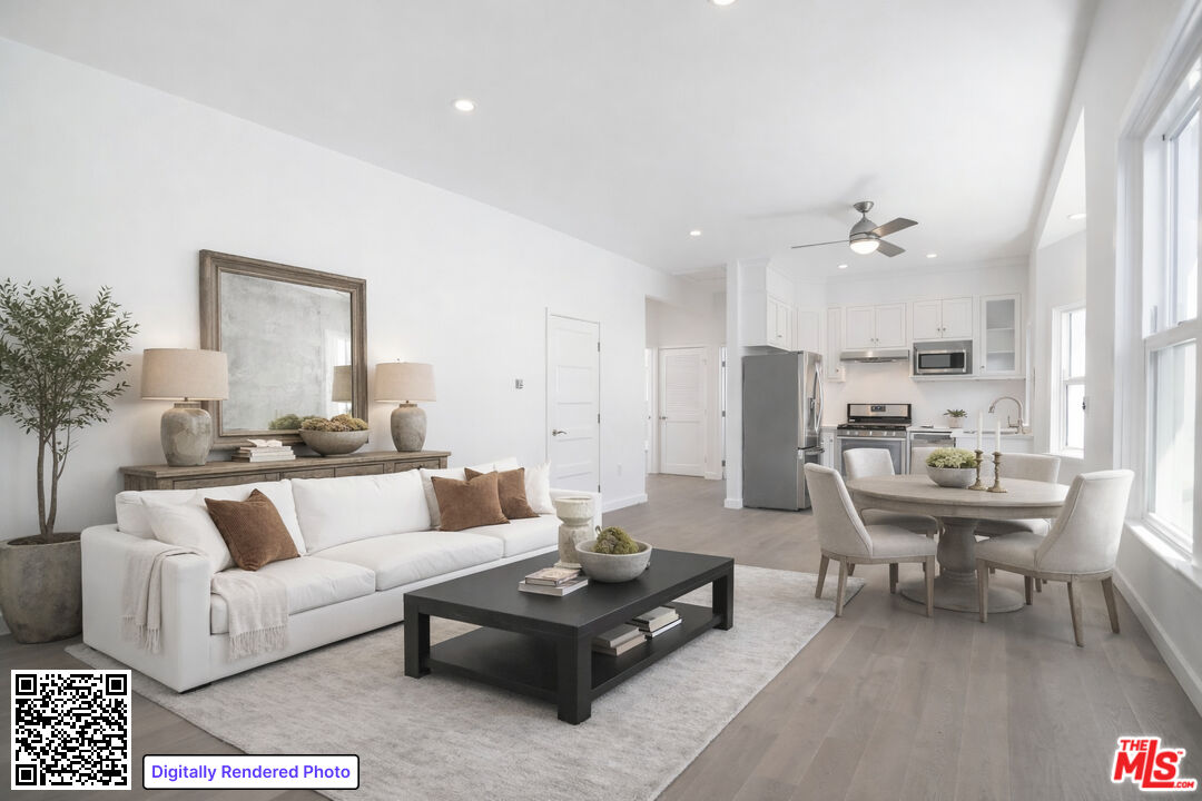31 Breeze Ave Unit: B