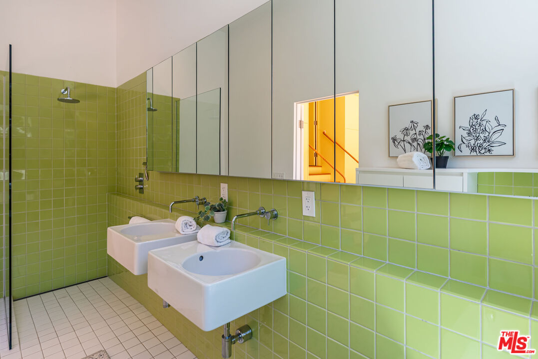 8754 Arlene Terrace