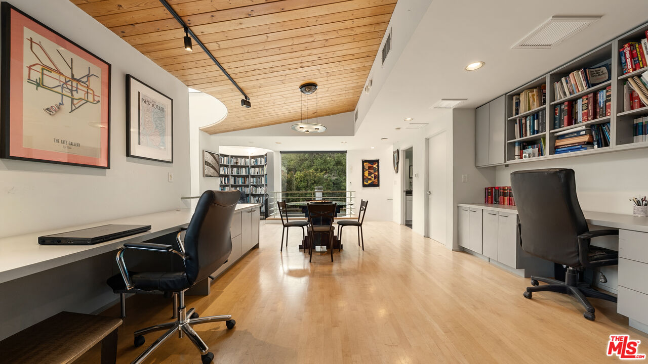 13044 Sky Valley Rd
