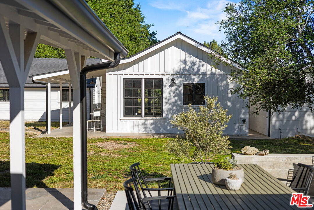 2380 N Refugio Rd