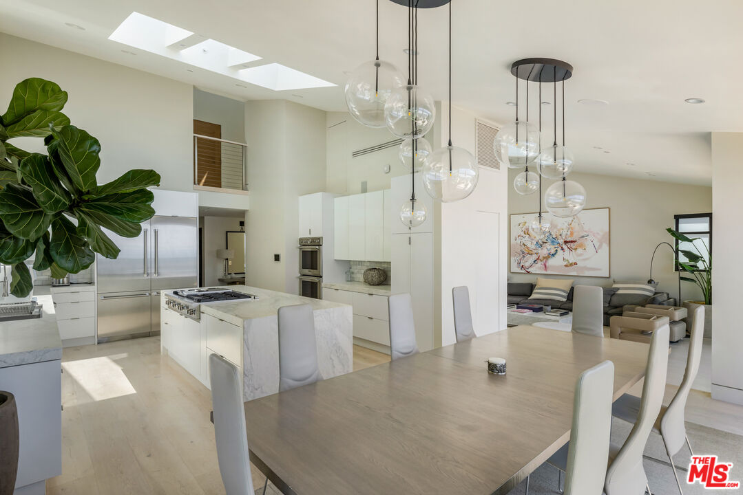 31504 Victoria Point Rd