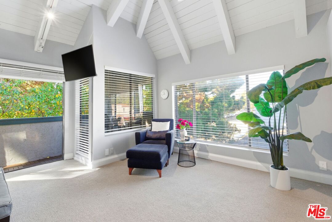 1013 16th St Unit: 101