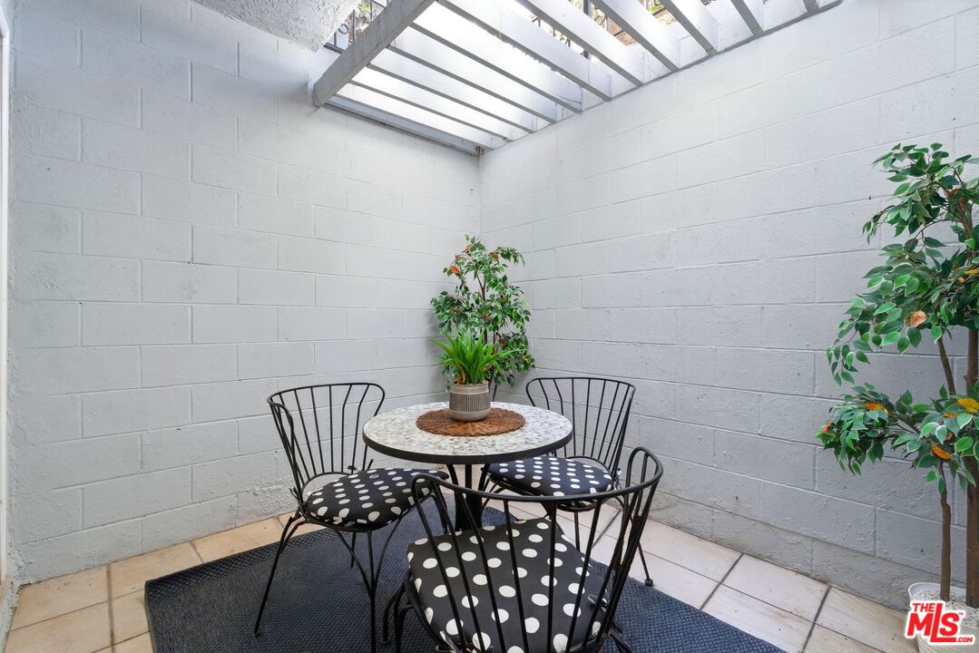 1013 16th St Unit: 101