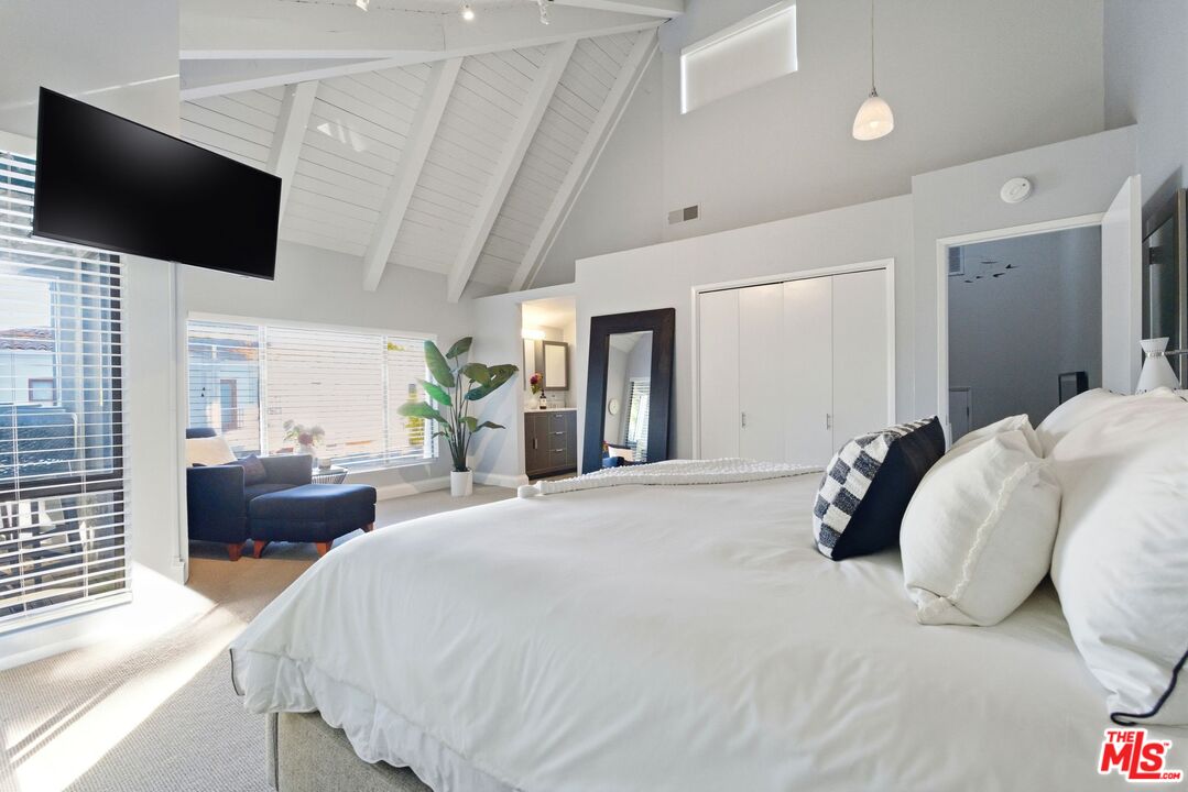 1013 16th St Unit: 101
